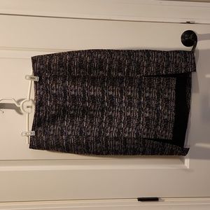 Stunning Halogen skirt size 6 petite